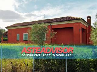 Villa all'asta a sarzana via falcinello, 151