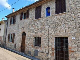 Casa indipendente in affitto a magione via della libertà-san savino