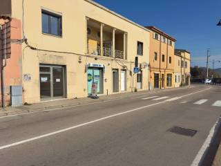 Negozio in vendita a olbia via gabriele d'annunzio, 48