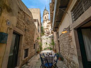 Casa indipendente in vendita a modica via guerrazzi, 21