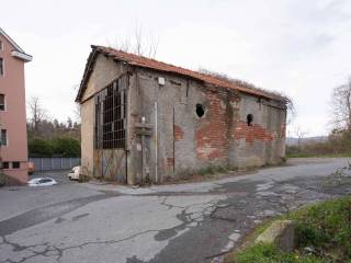 Garage in vendita a quiliano via nazionale piemonte