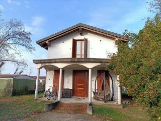 Villa in vendita a mortara 