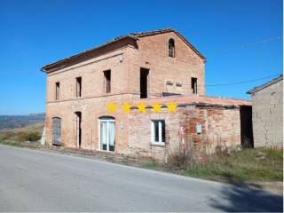 Appartamento all'asta a falerone strada provinciale faleriense