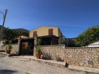 Villa in affitto a erice via senofane, 6