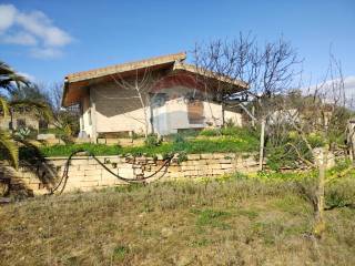 Villa in vendita a caltagirone contrada san cataldo, snc