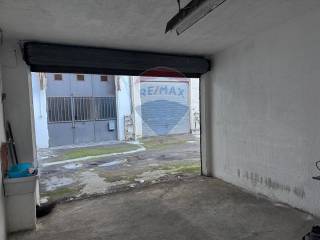 Garage in vendita ad aci catena via dottor giovanni chiarenza, 32