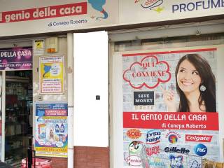 Profumeria e cosmetica in in vendita da privato a isola delle femmine via stazione, 14