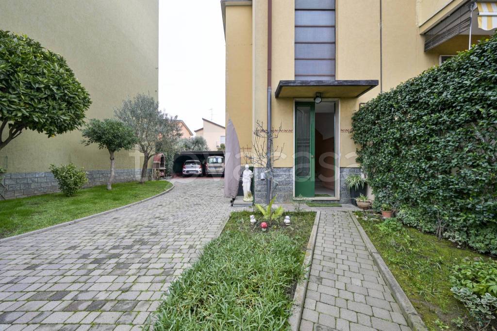 immagine annuncio 1 di 15