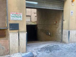 Garage in vendita a naro 