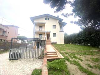 Villa bifamiliare in vendita a cervia 