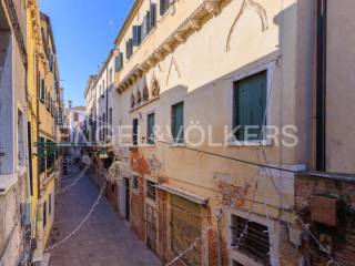 Appartamento in affitto a venezia campo santa giustina