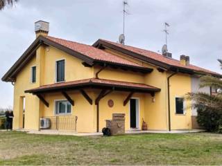 Casa indipendente all'asta a jesolo via pazienti