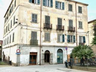 Casa indipendente in vendita a sassari via santa caterina