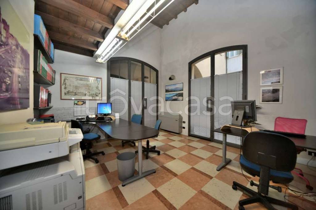 immagine annuncio 1 di 14