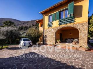 Casa indipendente in vendita a calenzano via di legri, 90