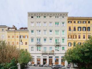 Appartamento in vendita a trieste campo san giacomo