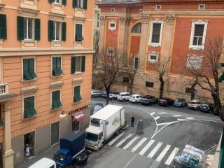 Appartamento in vendita a genova via nino bixio