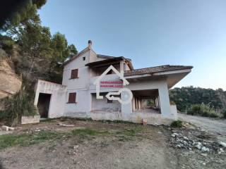 Villa bifamiliare in vendita a castellabate franco