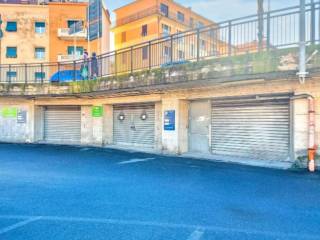 Garage in vendita a imperia via nizza