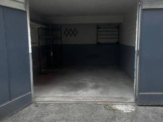 Garage in affitto a bologna via pietro mengoli