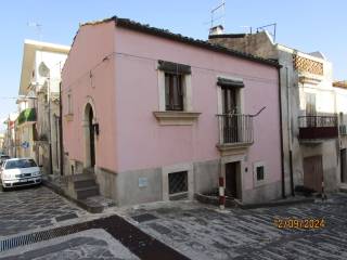 Casa indipendente in vendita a giarratana via ruggero settimo