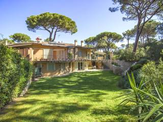 Villa bifamiliare in vendita a castiglione della pescaia località roccamare