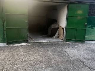 Garage in vendita a milano via varallo, 2