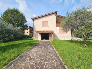 Villa in vendita a veroli via i lucii, 50