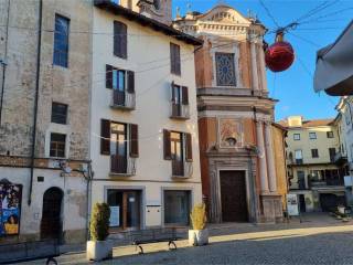 Negozio in affitto a savigliano piazza cesare battisti, 2