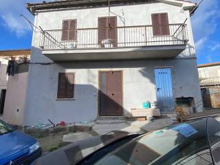 Casa indipendente in in vendita da privato a montefiascone via cassia