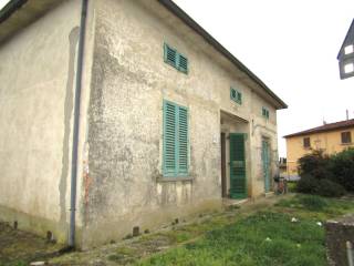 Casa indipendente in vendita a pistoia via san sebastiano