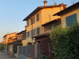 Villa a schiera in vendita a codogno via luigi pirandello