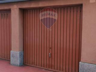 Garage in vendita a sesto san giovanni via eugenio villoresi, 8