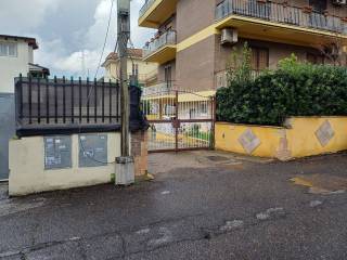 Posto auto in affitto a roma via andrea portilia, 19