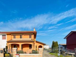 Villa bifamiliare in vendita a porto tolle via po, 3