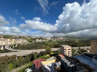 Appartamento in vendita ad agrigento via imera, 154