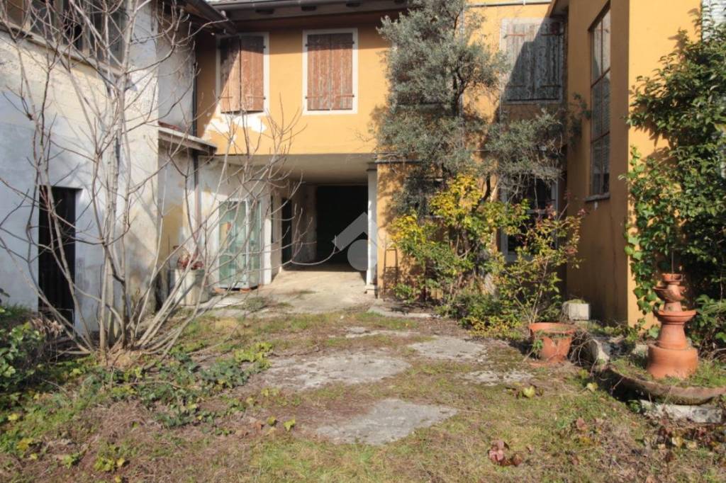 immagine annuncio 1 di 12