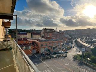 Intero stabile in affitto ad agrigento via venezuela