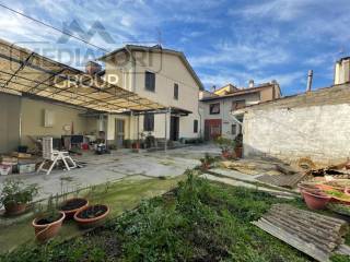 Casa indipendente in vendita a prato via giulio braga, 15p