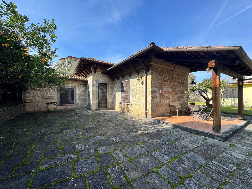 immagine annuncio 1 di 14