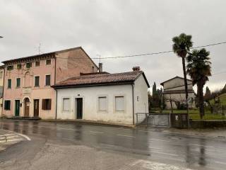 Casa indipendente in in vendita da privato a cappella maggiore via roma, 63