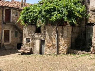 Casa indipendente in in vendita da privato a maenza piazza del tocco