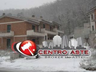 Garage in vendita a cagli via flaminia sud, cagli pu, italia