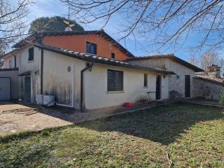 Villa a schiera in affitto a lugnano in teverina vocabolo morre, 72
