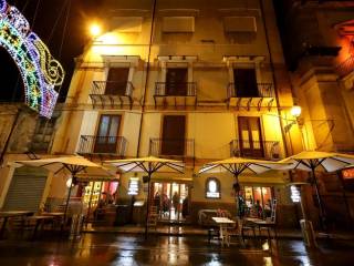 Ristorante in vendita a palermo via vittorio emanuele, 446