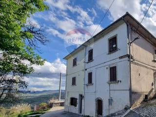 Rustico in vendita a castel di sangro via vicolo torto, 14