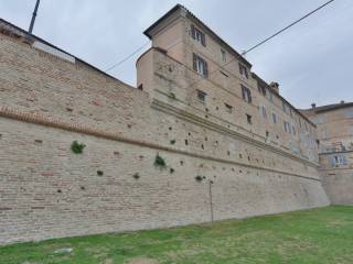 Casa indipendente in vendita a loreto via francesco asdrubali, 4