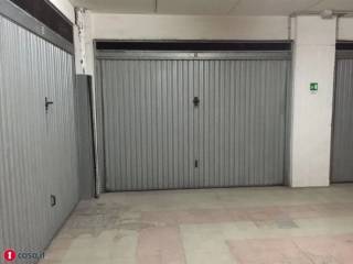 Garage in vendita a roma via luigi arbib pascucci, 14