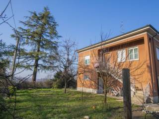 Casa indipendente in vendita ad albinea via giovanni zibordi, 1