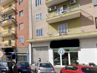 Negozio all'asta a cagliari via is mirrionis, 103 b